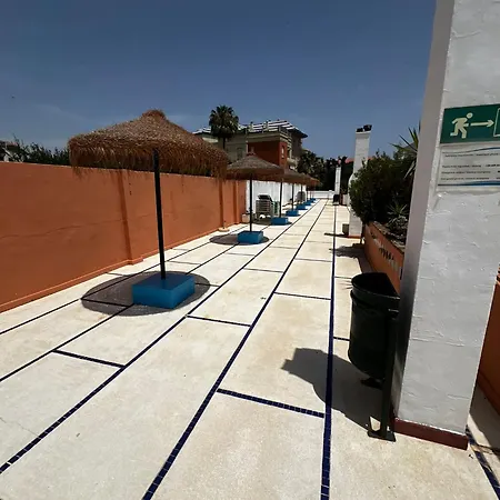 Lovely 1 Bedroom In Pueblo Evita Бенальмадена