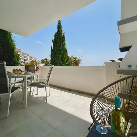 Апартаменти Lovely 1 Bedroom In Pueblo Evita *